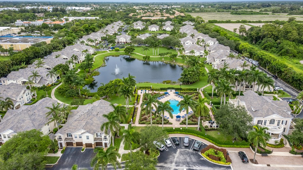 The Charleston Apartment Boca Raton